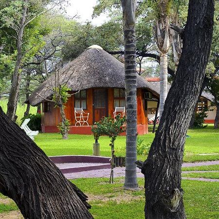 Hakusembe River Lodge Zambezi Exterior photo